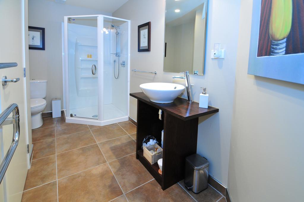 Tahi Lodge - Matakana Coast Snells Beach Номер фото
